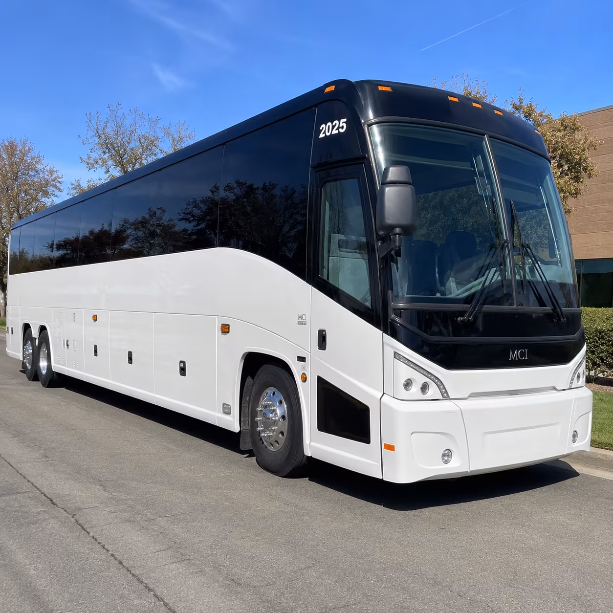 conference and convention shuttle buses to the broward county convention center