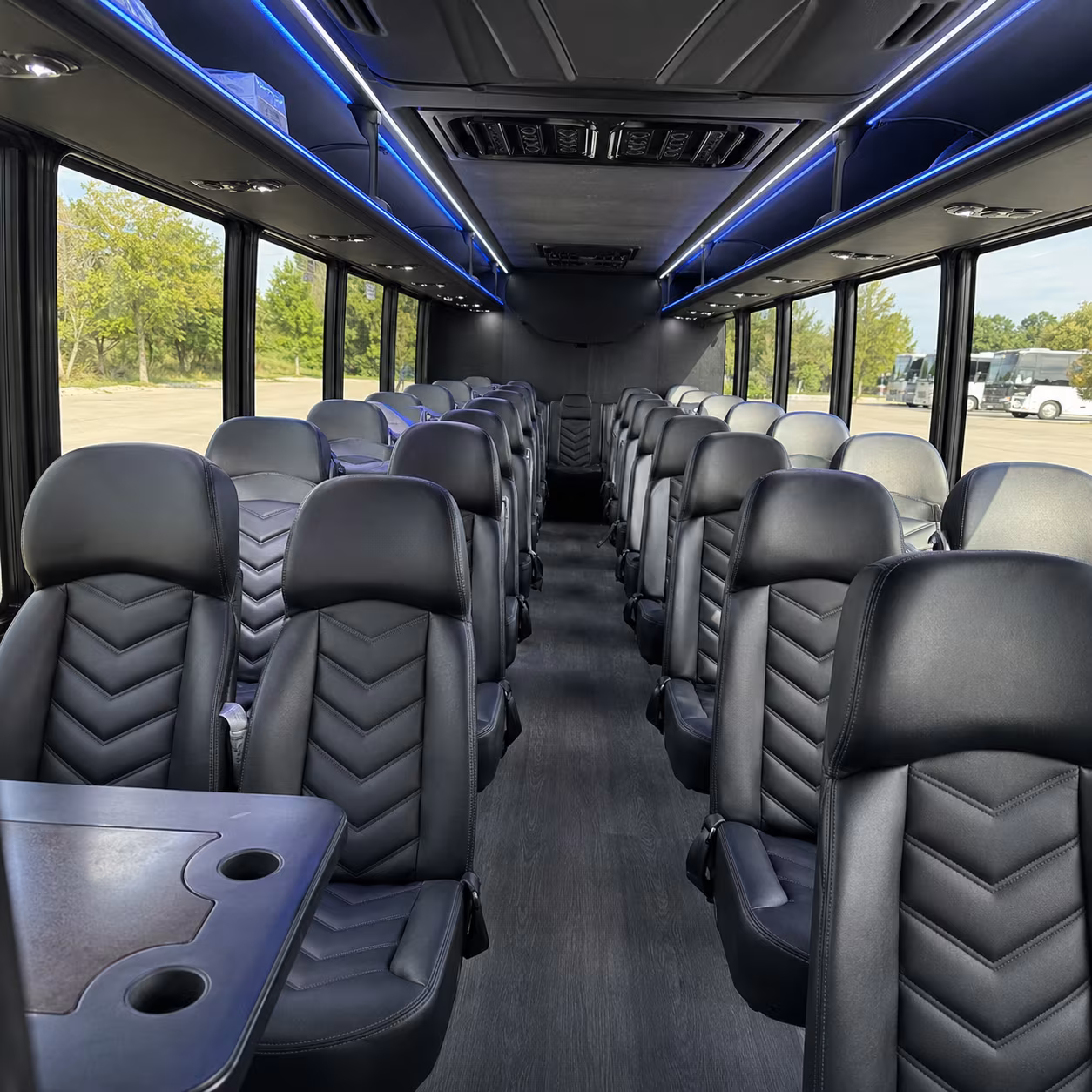minibuses and charter buses for winery day trips from sunrise